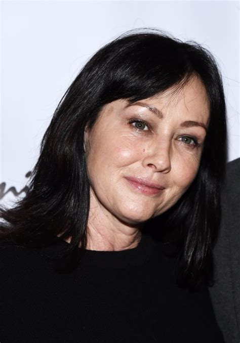 Shannen maria doherty is an american actress. Where are the Beverly Hills 90210 cast now as they pay tribute to Luke Perry? | Metro News
