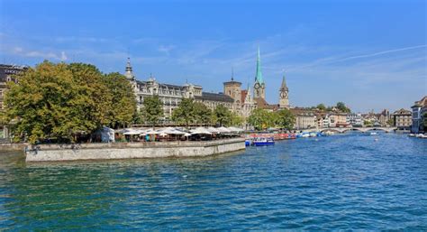 Limmat River In Zurich Editorial Stock Image Image Of Landmark 58940344