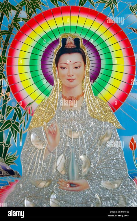 Tu Un Templo Budista Quan Am Bodhisattva De La Compasión O La Diosa De