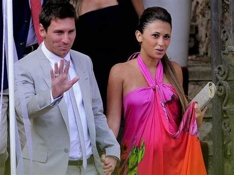Lionel Messi Wife Antonella 2014 Fifa World Cup Total Hairstyle