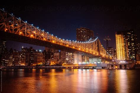 59th Street Bridge And New York City Skyline At Night Del Colaborador