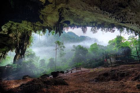 The Great Cave At Gua Niah Niah Caves National Park Borneo