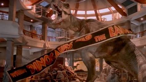 Dumb Things Everyone Just Ignores In Jurassic Park