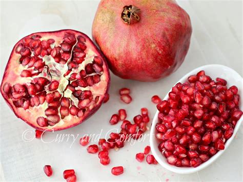Kitchen Simmer: Tuesday Tips: How to Clean a Pomegranate