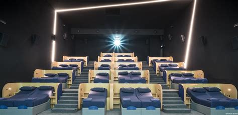 Lincroyable Histoire De La 1ère Salle De Cinéma Tediber