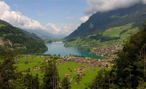 Închiriere maşină categorie lux elvetia. Obiective turistice in Elvetia. 15 locuri care iti taie ...