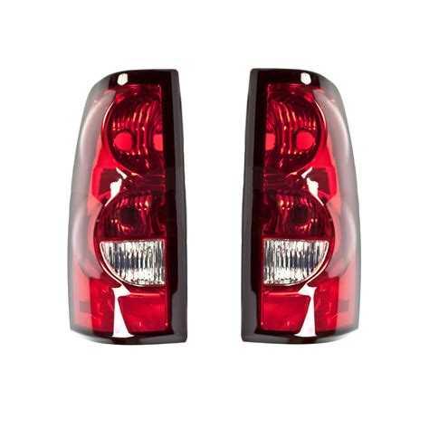 2016 Chevy Silverado Tail Light