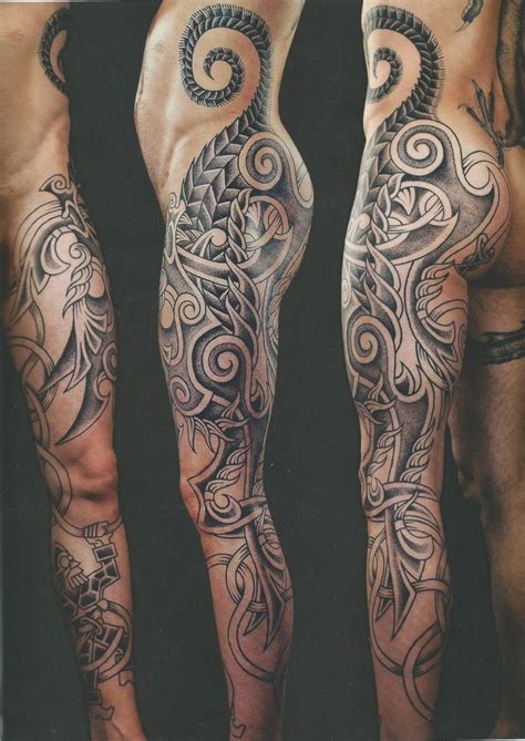 For starters, leg tattoos for guys are easy to cover up with slacks or jeans at the office. As 25 melhores ideias de Thigh tattoo men no Pinterest ...