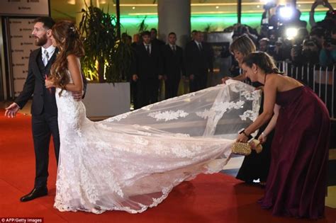 A beautiful love story of messi and antonella. Lionel Messi Gets Married to His Childhood GF and Love of ...