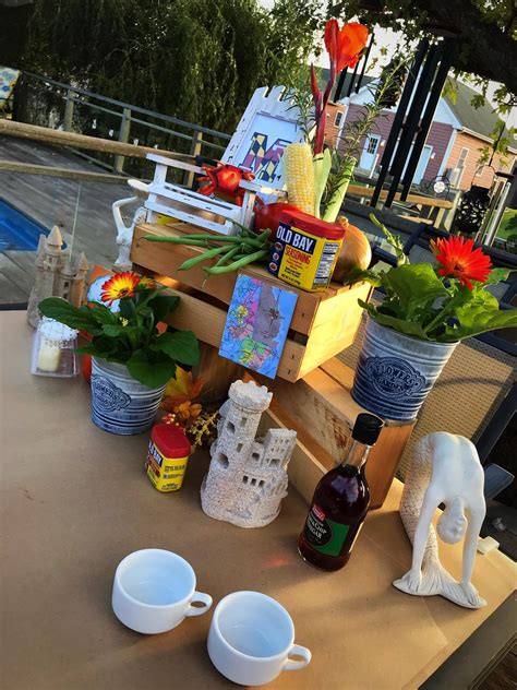 Cook the fettuccine until al dente. Fun crab feast display | Crab feast, Table decorations, Decor