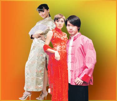 Pakaian cheongsam atau 'baju panjang'. Warisan Tradisional: Pakaian Tradisional Kaum Cina ...