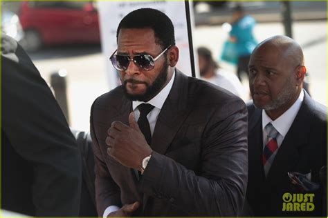 R Kelly Found Guilty Of Sex Trafficking Photo 4633884 Photos Just Jared Entertainment News