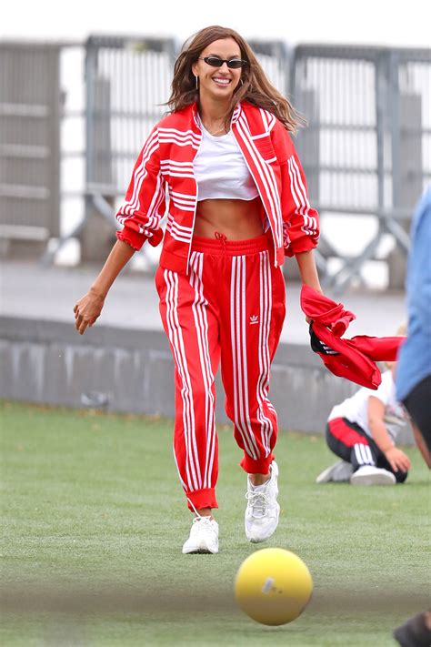 2 presented by amazon prime cristiano ronaldo, his son cristiano ronaldo jr. Irina Shayk en clave chandalera | Estas son las ...