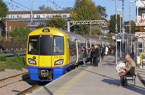London Seeks New Overground Network Operator International Railway