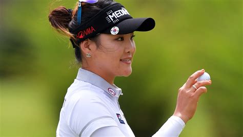 So Yeon Ryu Shoots Course Record 61 To Take Lpga Lead In Arkansas