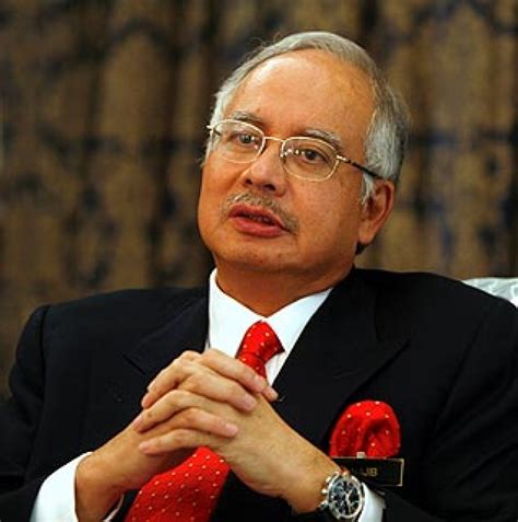 Berita lainnya skandal mega korupsi najib razak & citra malaysia bit.ly/2cwxpuf skandal korupsi negeri jiran akhirnya. PM Malaysia Menghindari Pertemuan dengan Keluarga ...