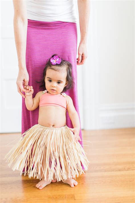 Diy Hula Skirt And An Easy Luau Party Kaley Ann