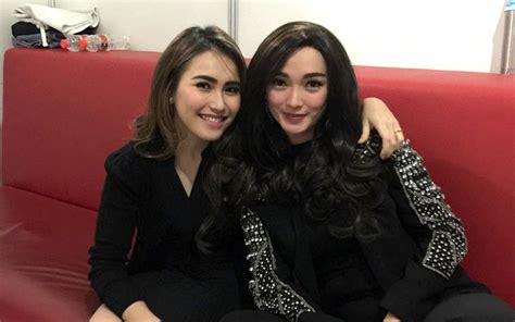 Heboh Zaskia Gotik Saling Sindir Dengan Imel Putri Ayu Ting Ting Beri Wejangan Soal Anak