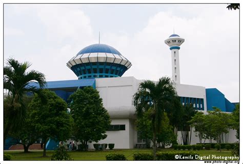 It was first established as an agricultural college, but its focus has expanded more towards other academic fields, covering both research and teaching outlines. myMasjid Photo Collections » Blog Archive » Masjid ...