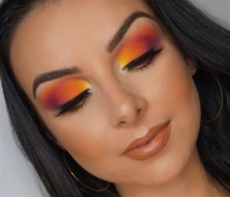 Best 10 Colorful Face Makeup Looks To Try In 2022