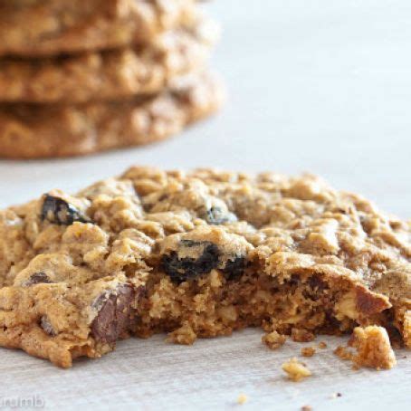 We are a private company with no affiliations with large publishers, cookware manufacturers, or food. Chocolate-Chunk Oatmeal Cookies with Pecans and Dried Cherries From America's Test Kitchen ...