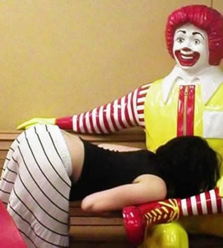 12 Funniest And Most Inappropriate Ronald McDonald Photos Ronald