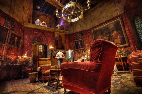 Gryffindor Common Room Wallpaper Gryffindor Pottermore Common Goawall