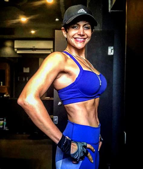 Psst This Is What Mandira Bedi Does For A Sexy Sculpted Core Get Ahead