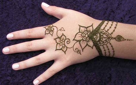 Best henna designs will be uploaded in my channel. 15 Simple Mehndi Designs for Kids | Guide Patterns