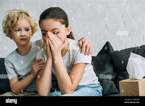 Girl Crying Boy Consoling Hi Res Stock Photography And Images Alamy