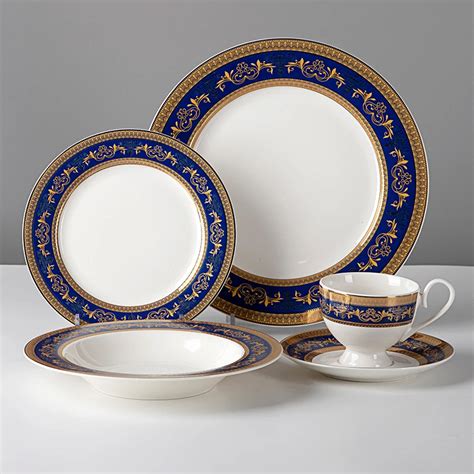 Popular Luxury Fine Bone China Dinner Set Royal Classic Dinner Set