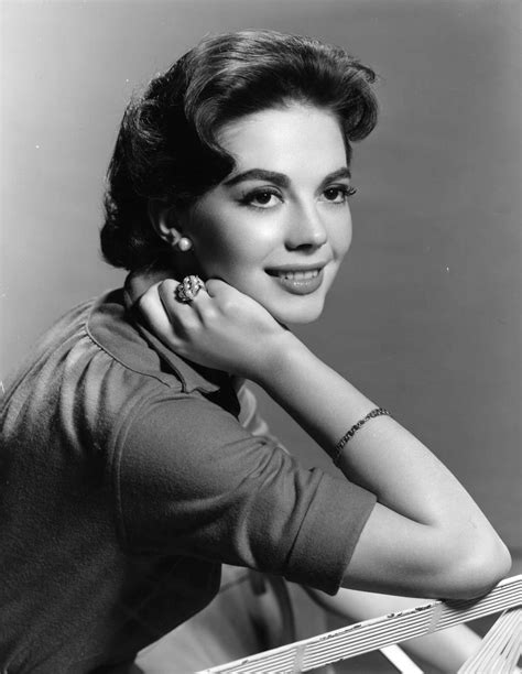 Who Killed Natalie Wood Sex Lies And A Tragedy Whose Secret Lies At The Heart Of Hollywood Meaww