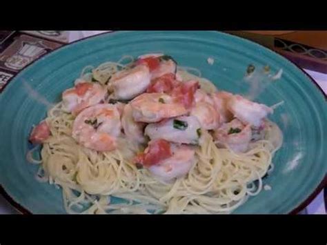 Season with garlic powder and cumin. Angel Hair Pasta with Shrimp in Alfredo Sauce. - YouTube