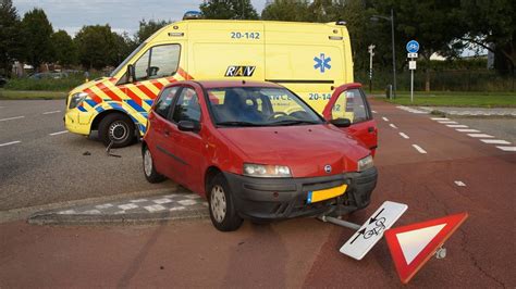 Vrouw In Ziekenhuis Na Ongeluk Politie Zoekt Doorrijder Omroep Brabant