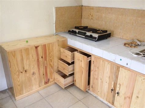 kabinet dapur kayu pine deco desain rumah