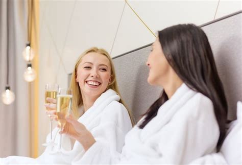 Pros And Cons Of Having Your Bridal Shower On Your Bachelorette Weekend