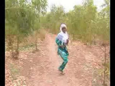 Faada jeune avenir de l'adamaoua. Gimol filme yide soudinde ammia abdoul Dan mama - YouTube