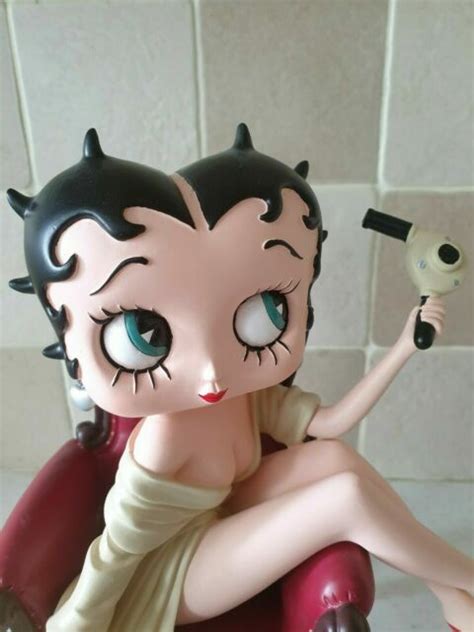 Extremely Rare Betty Boop Drying Her Hair Figurine Statue Ebay