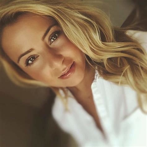 View anna herrmann's profile on linkedin, the world's largest professional community. Julia Anne Herrmann - Sales - Daimler AG | XING