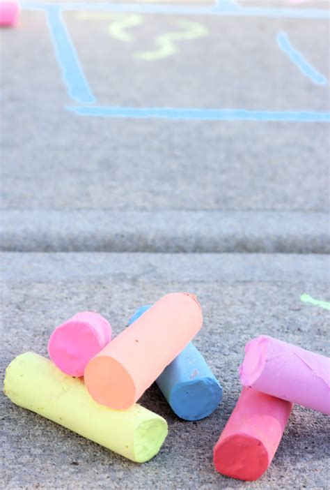 How To Make Homemade Sidewalk Chalk