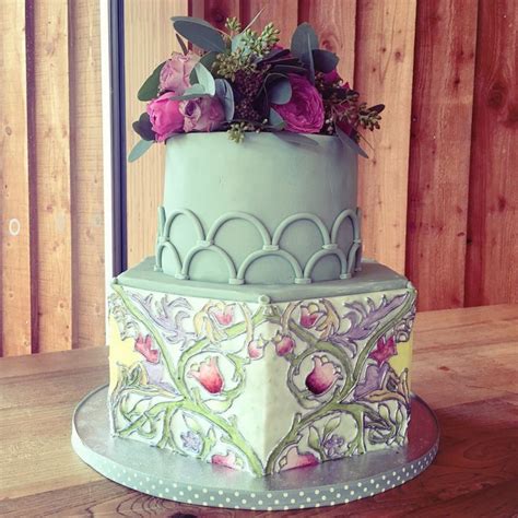 Hand Painted William Morris Inspired Cake Art Nouveau Wedding