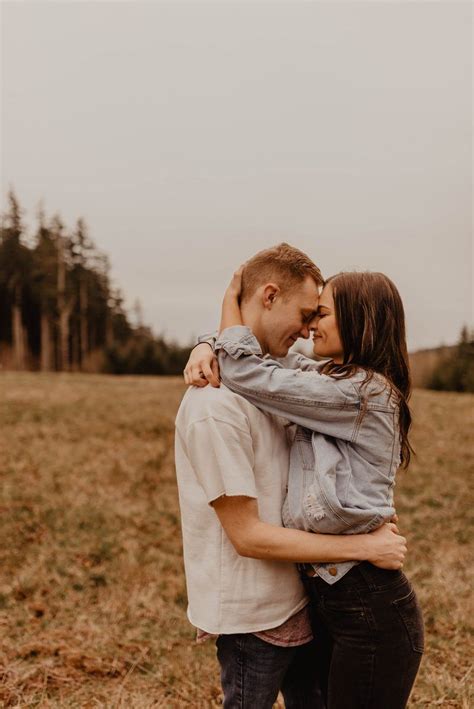 Florence Oregon Coast Couples Session Oregon Coast Couple Photography Florence Oregon