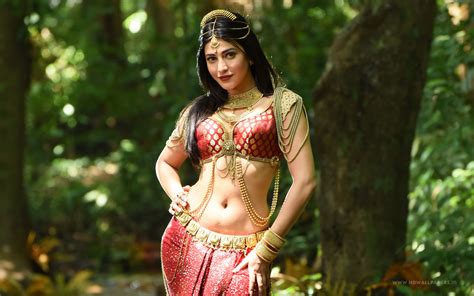 15 Tamil Actress Nidhi Hd Wallpaper