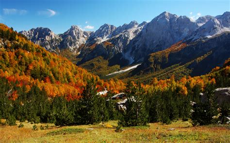 Download Wallpaper 3840x2400 Mountains Slope Valley Trees Autumn