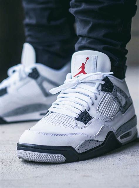 Air Jordan 4 Retro Cement Soletopia