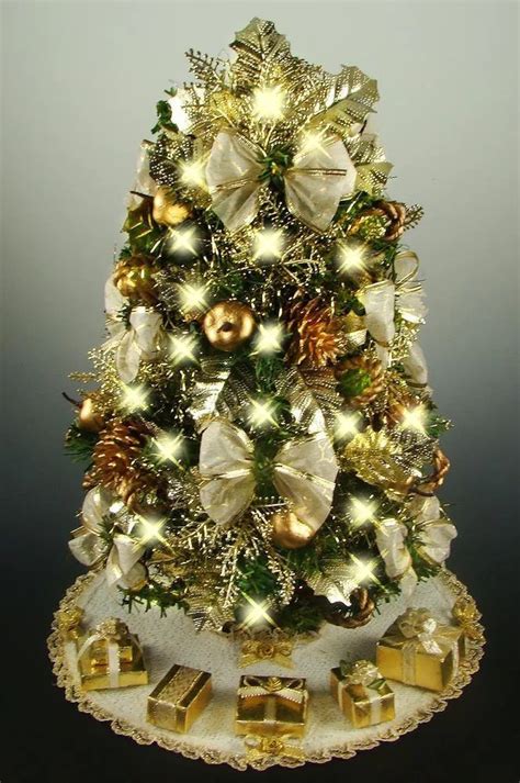 30 Decorated Tabletop Christmas Tree Decoomo