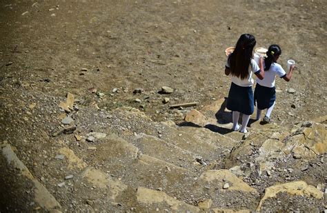 50 Captivating Photos Of Girls Going To School Around The World Huffpost