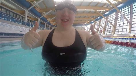 Down Syndrome Girl Becomes Champion Swimmer Youtube Play Down Syndrome
