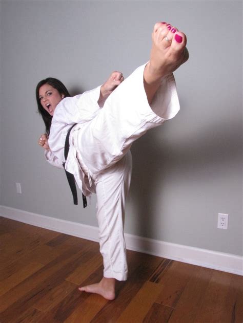 pin von kickchix auf martial arts women kampfsport girls schlafkissen
