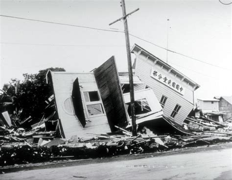 Tsunami hawaii 2012 is it possible ? On April 1, 1946, The Unthinkable Happened In Hawaii